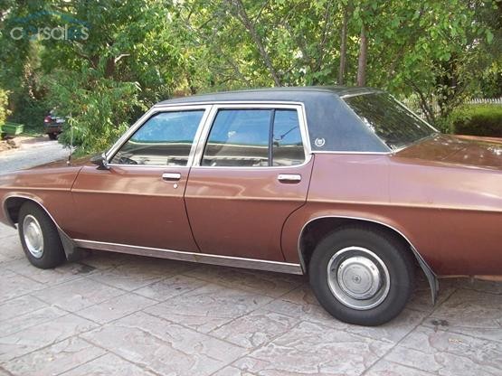 HQ Holden in Nutmeg Met — Statesman Custom Sedan