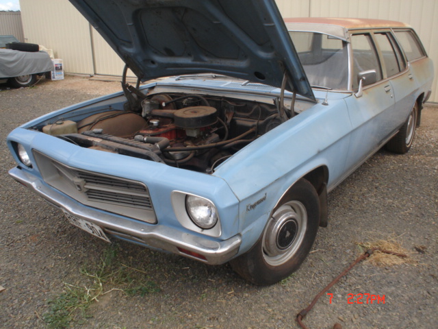 HQ Holden in Glacier White over Wedgewood — Kingswood Station Sedan