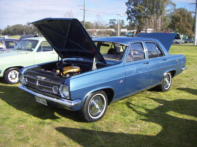 HR Holden in Pyrenees Blue Met — Premier Sedan