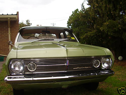 HR Holden in Grecian White over Sea Mist Jade Met — Premier Sedan