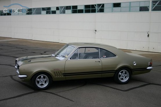HT Holden in Platinum Met — Monaro GTS Coupe