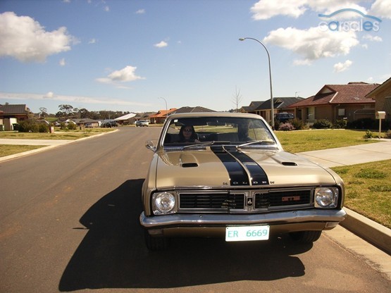 HT Holden in Platinum Met — Monaro GTS Coupe