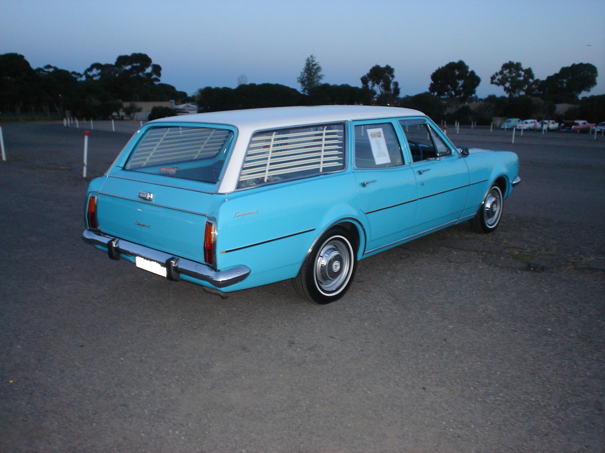 HT Holden in Kashmir White over Tunisian Turqoise — Kingswood Station Sedan