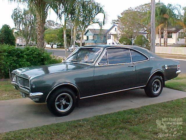 HT Holden in Verdoro Green Met — Monaro Coupe