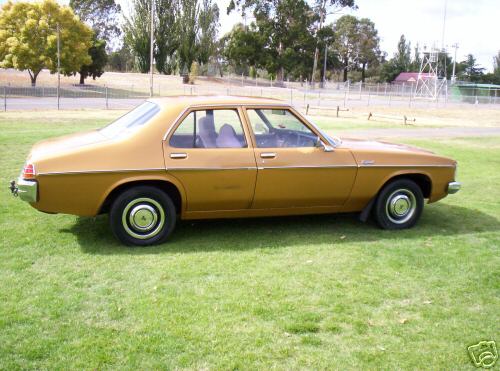 HX Holden in Contessa Gold Met — Kingswood Sedan