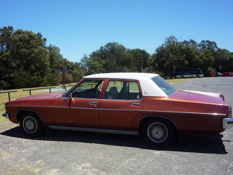 HX Holden in Persian Sand Met — Statesman DeVille Sedan