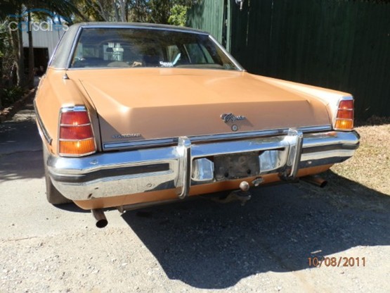 HZ Holden in Palamino Met — Statesman Caprice Sedan