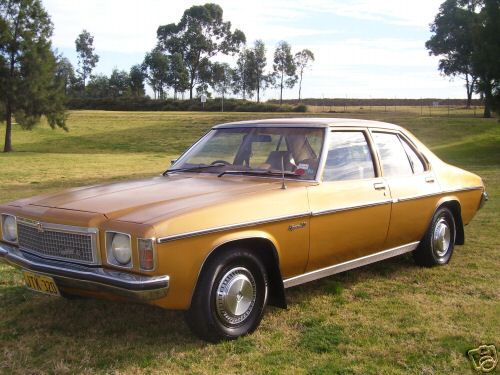 HZ Holden in Dynasty Gold Met — Kingswood SL Sedan
