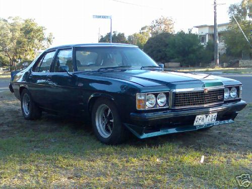 HZ Holden in Tuxedo Black — GTS Sedan