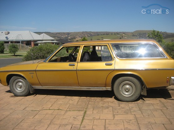 HZ Holden in Dynasty Gold Met — Premier Station Wagon