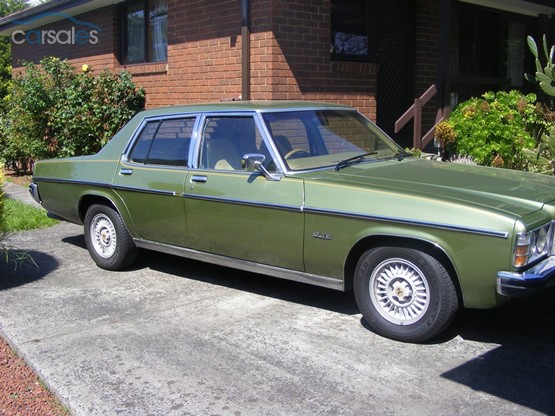 HZ Holden in Cypress Met — Statesman SLE Sedan