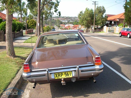 HZ Holden in Nutmeg Mk3 Met — Statesman SLE Sedan