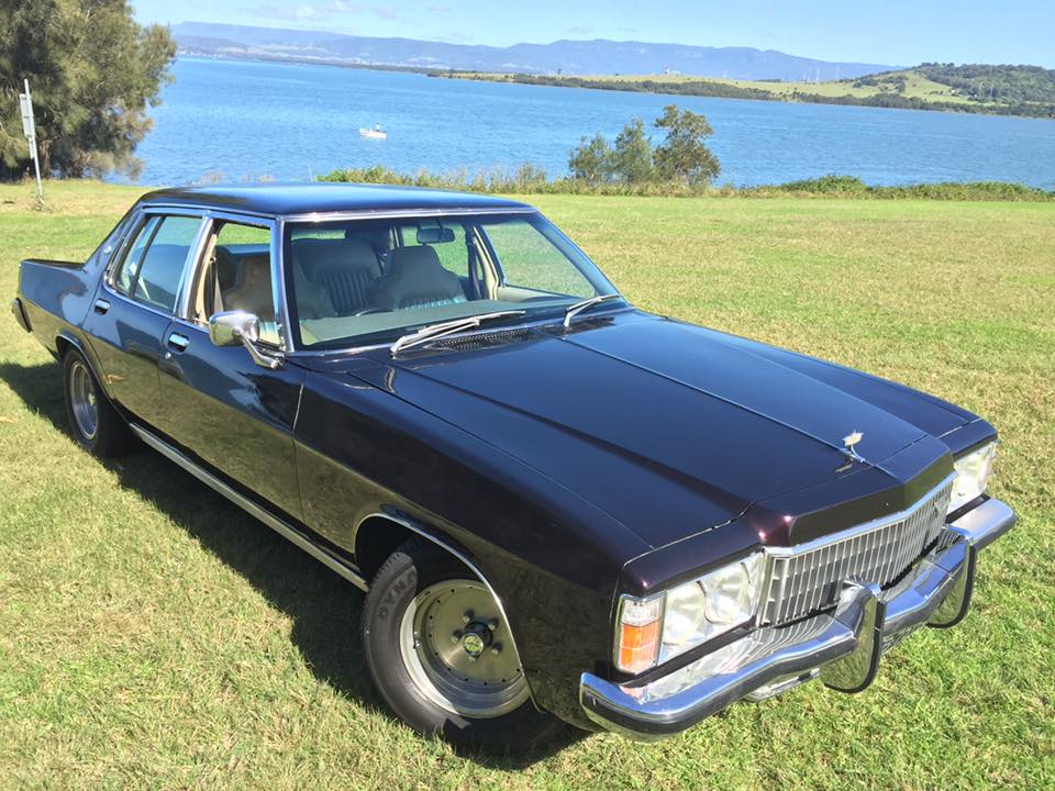 HJ Holden in Black Pearl Mk1 Met — Statesman Caprice Sedan