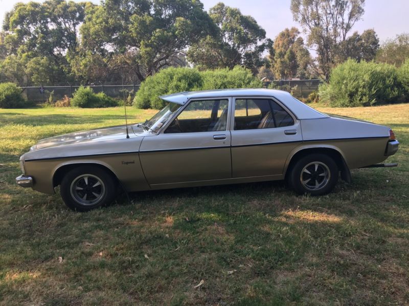HJ Holden in Cotillion White over Antelope Met — Kingswood Sedan