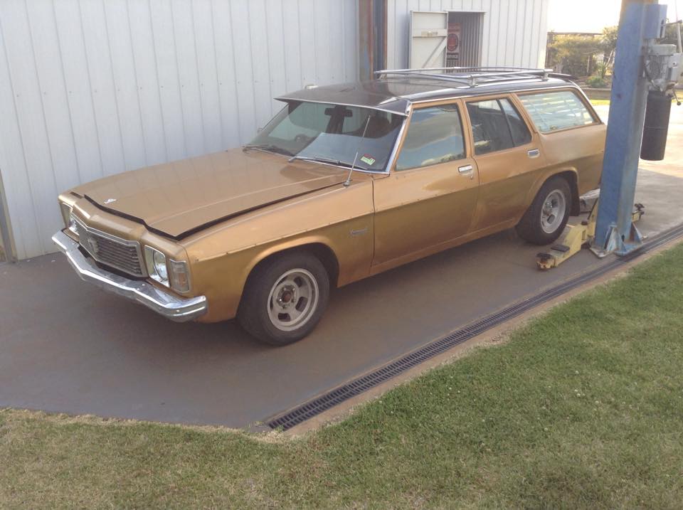 HJ Holden in Sepia Met over Contessa Gold Met — Kingswood Vacationer Station Wagon