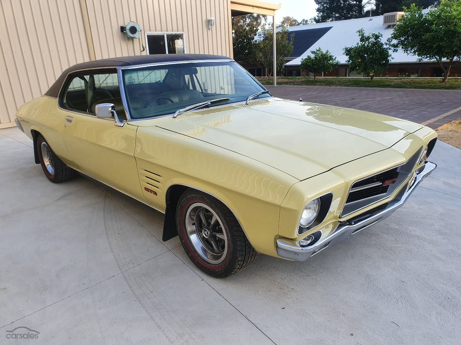HQ Holden in Covert Beige — Monaro GTS Coupe