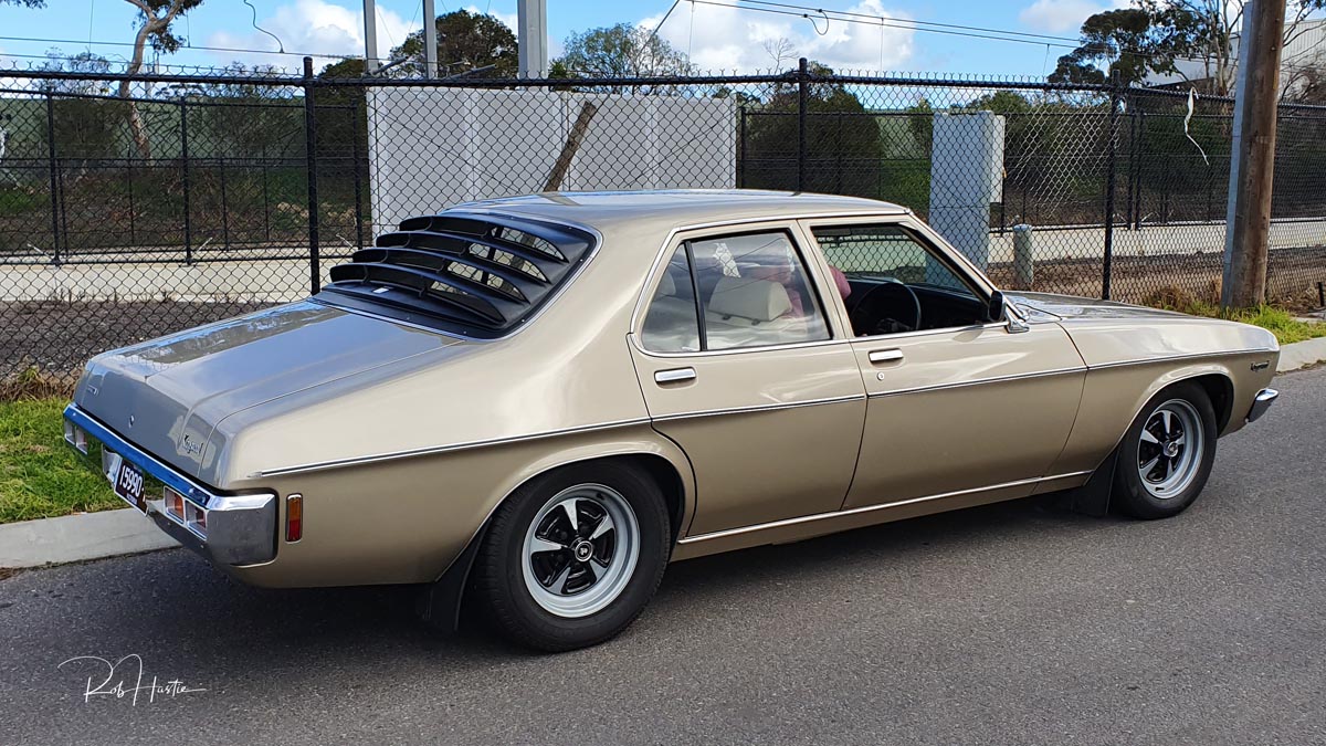 HQ Holden in Preston Anniversary Beige Met — Kingswood Sedan