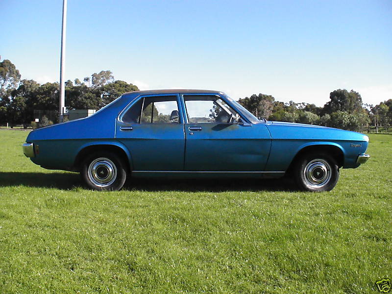 HQ Holden in Zodiac Blue Met — Kingswood Sedan