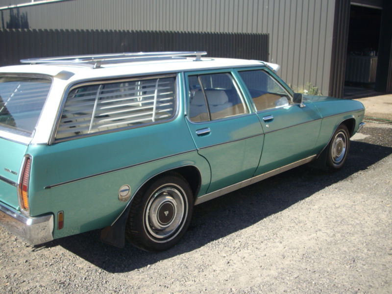 HQ Holden in Glacier White over Taormina Aqua Met — Premier Station Sedan