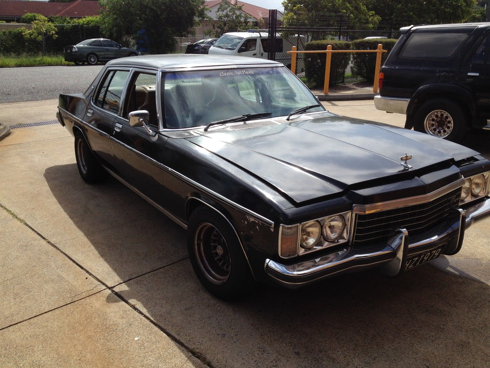 HZ Holden in Tuxedo Black Mk2 — Statesman Caprice Sedan
