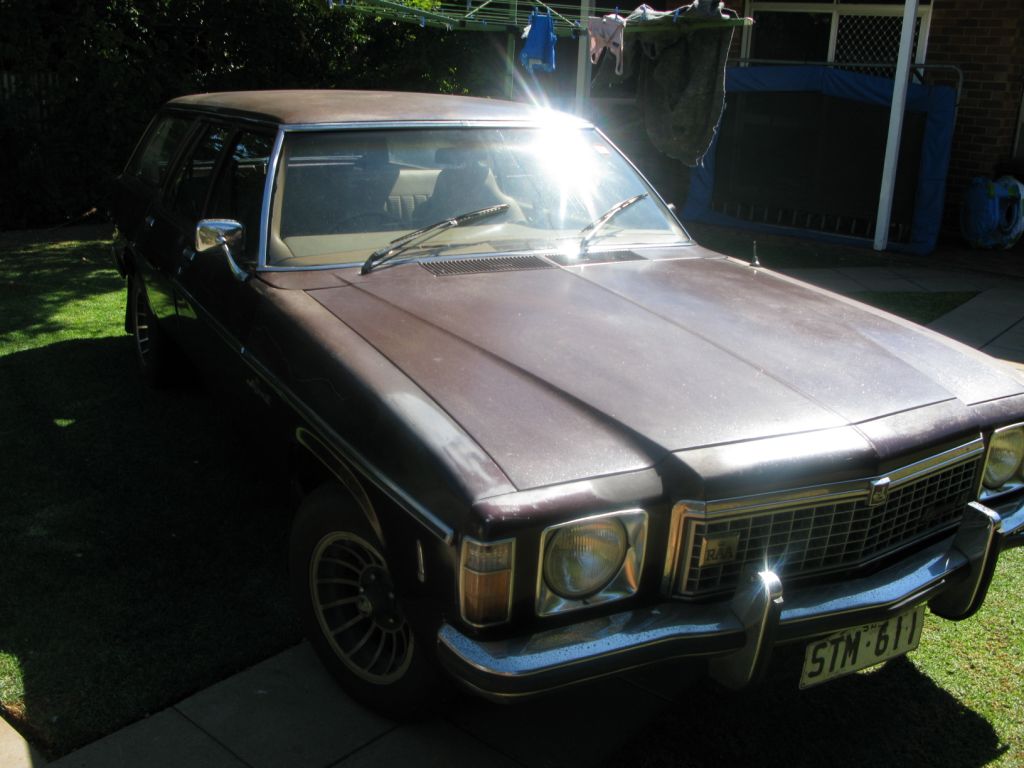 HZ Holden in Dark Carmine Met