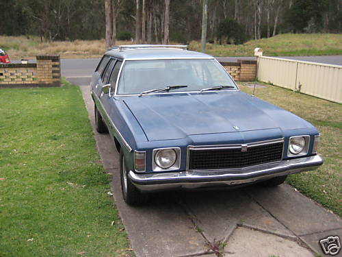 HZ Holden in Atlantis Blue Met over Mirage Blue Met — Kingswood Vacationer Station Wagon