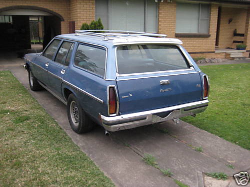HZ Holden in Atlantis Blue Met over Mirage Blue Met — Kingswood Vacationer Station Wagon