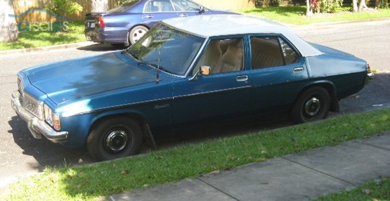 HZ Holden in Palais White over Windsor Blue Met — Kingswood SL Sedan