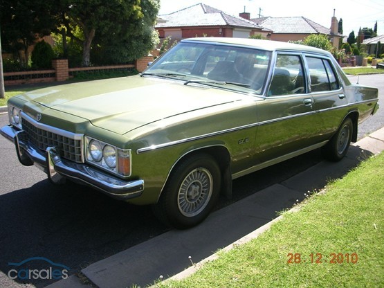 HZ Holden in Cypress Met — Statesman SLE Sedan