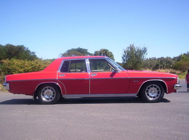 HZ Holden in Mulberry Met — Statesman SLE Sedan