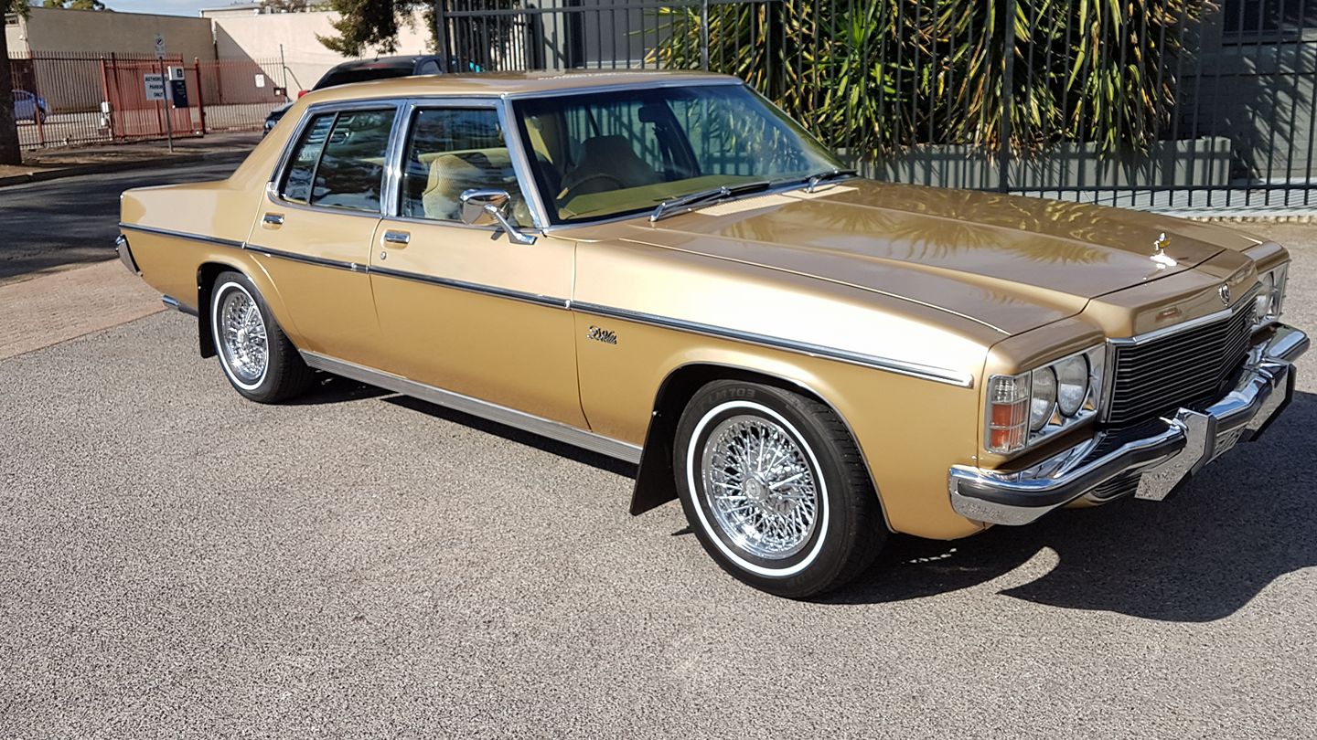 HZ Holden in Chardonnay Met — Statesman Chardonnay Edition Sedan