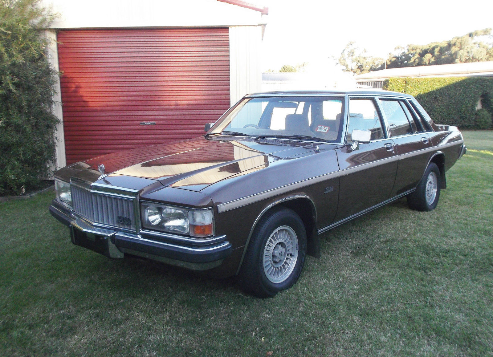 WB Holden in Tanbark Met — Statesman DeVille Sedan