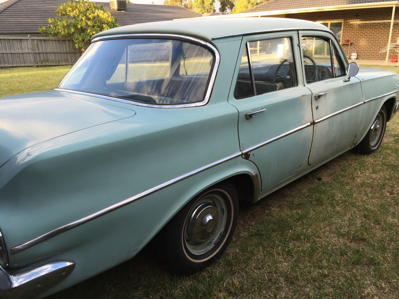 EJ Holden in Atherton Ivory over Pittwater Green — Special Sedan