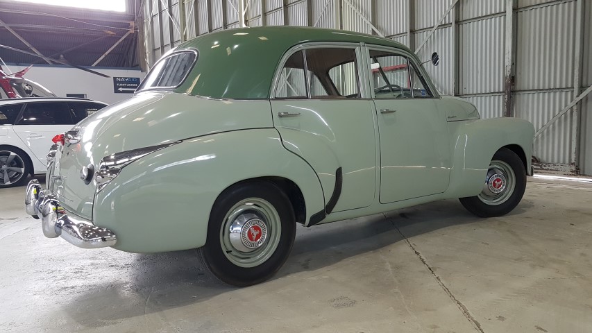 FJ Holden in Trentham Green over Satin Green — Special Sedan