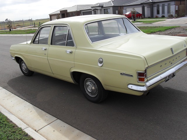 HD Holden in Hannans Gold — Standard Sedan