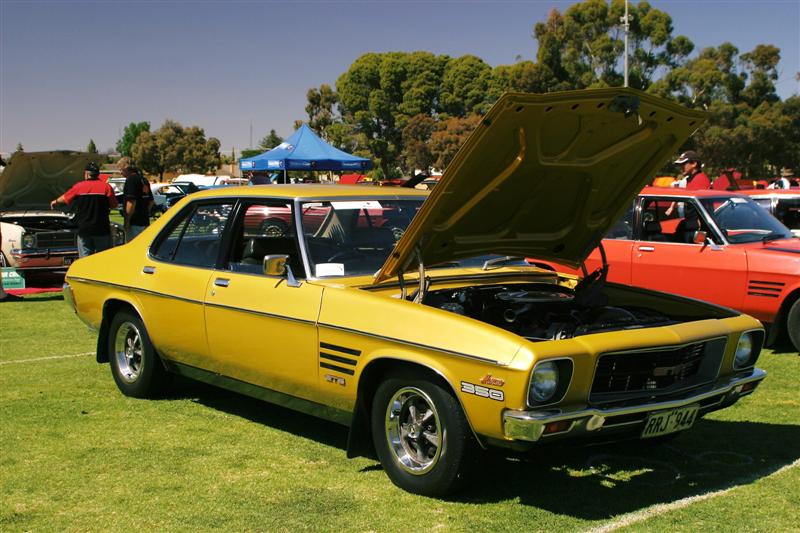 HQ Holden in Sunburst Met — Monaro GTS/4 350