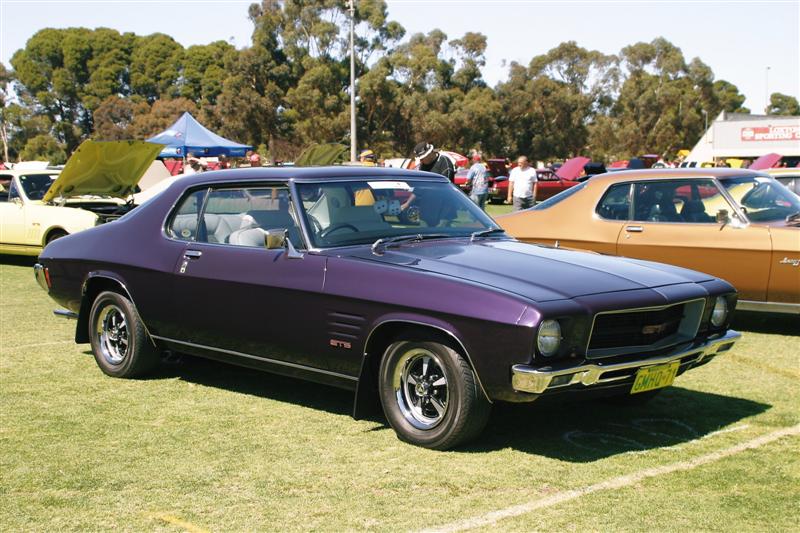 HQ Holden in Amethyst Met — Monaro GTS Coupe