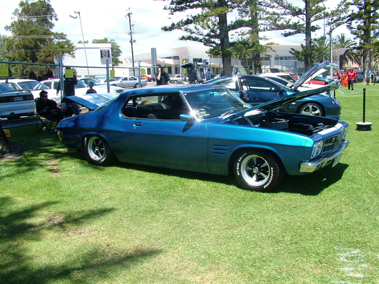 HQ Holden in Cyan Met — Monaro GTS Coupe