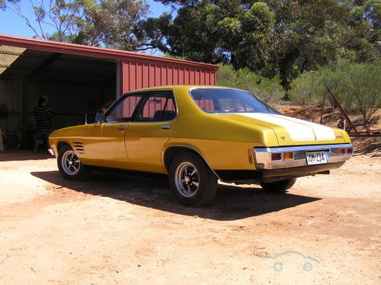 HQ Holden in Sunburst Met — Monaro GTS/4