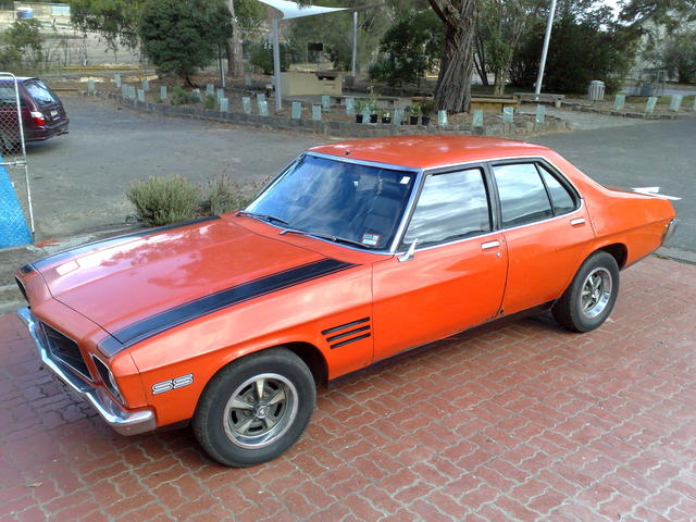 HQ Holden in Infra Red (Bluey) — SS Sedan