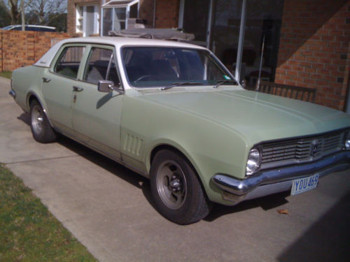 HT Holden in Kashmir White over Oasis Green — Kingswood Sedan