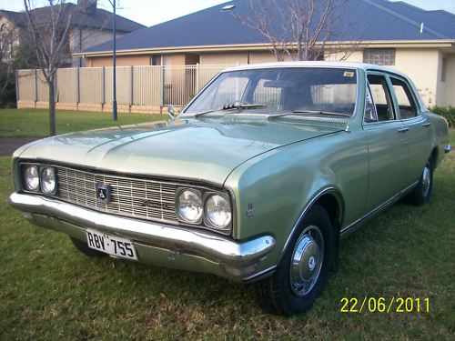 HT Holden in Kashmir White over Seamist Green Met — Premier Sedan