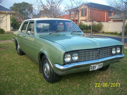 HT Holden in Kashmir White over Seamist Green Met — Premier Sedan