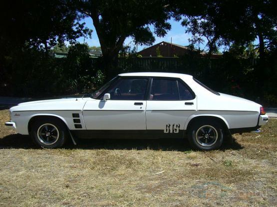 HX Holden in Cotillion White — Monaro GTS Sedan