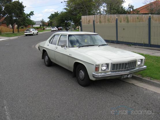 HX Holden in Chamois — Kingswood Sedan
