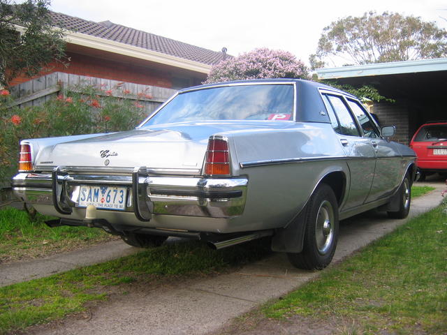 HZ Holden in La Plata Silver Met — Statesman Caprice Sedan