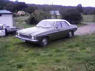 HZ Holden in Palais White over Balmoral Green