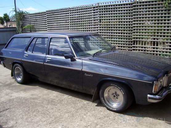 HZ Holden in Nocturne Blue Met — Kingswood SL Station Wagon
