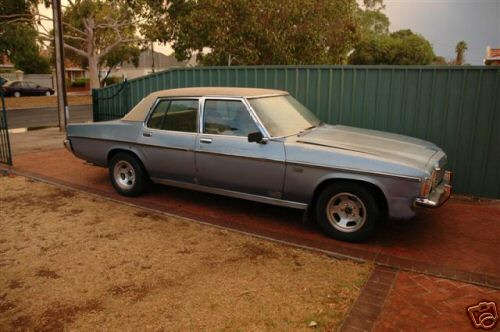HZ Holden in Atlantis Blue Met — Statesman DeVille Sedan