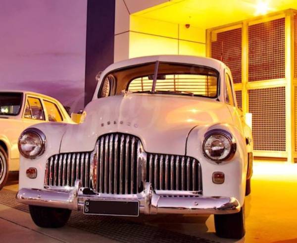 50 Holden in Dune Beige — Coupe-Utility